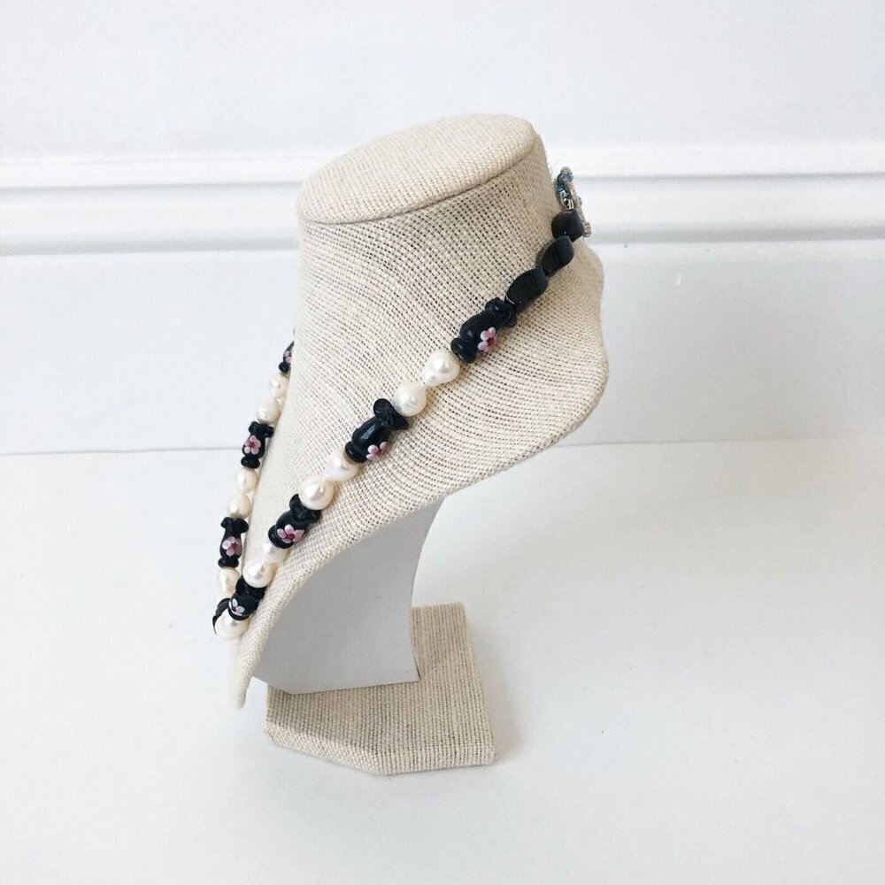 NWT Genuine Pearls, Black Onyx & Painted Ceramic Beads Necklace Floral White - Picture 5 of 5